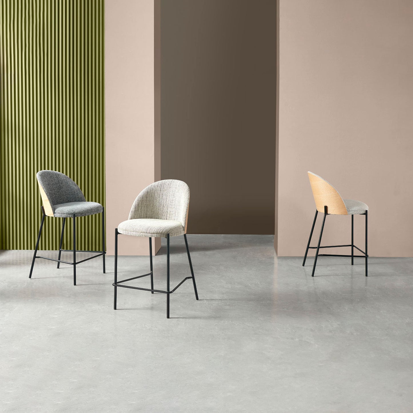 Aidan bar stool