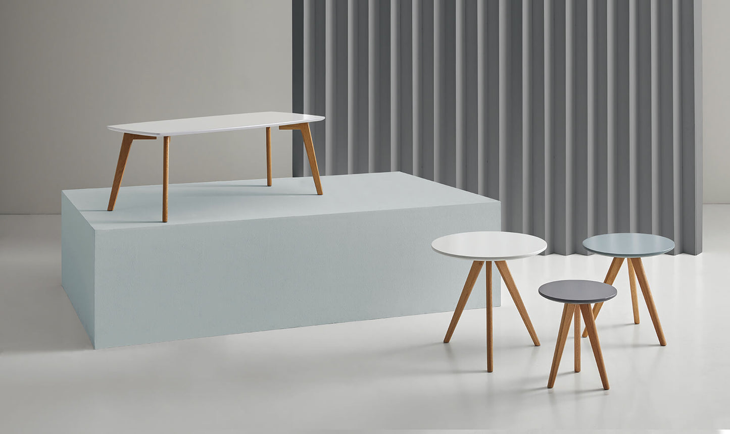 Marco coffee table