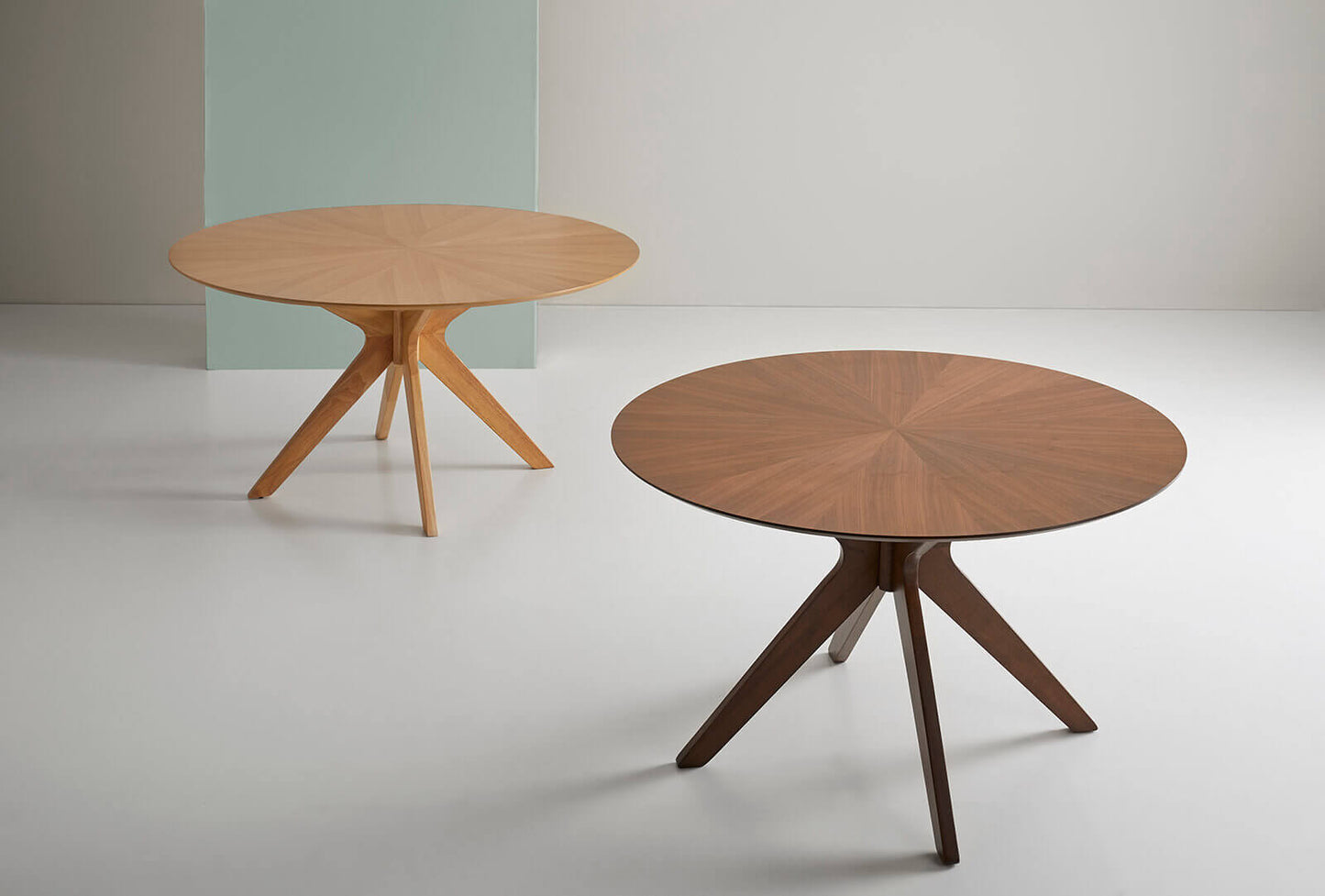 Carmel dining table