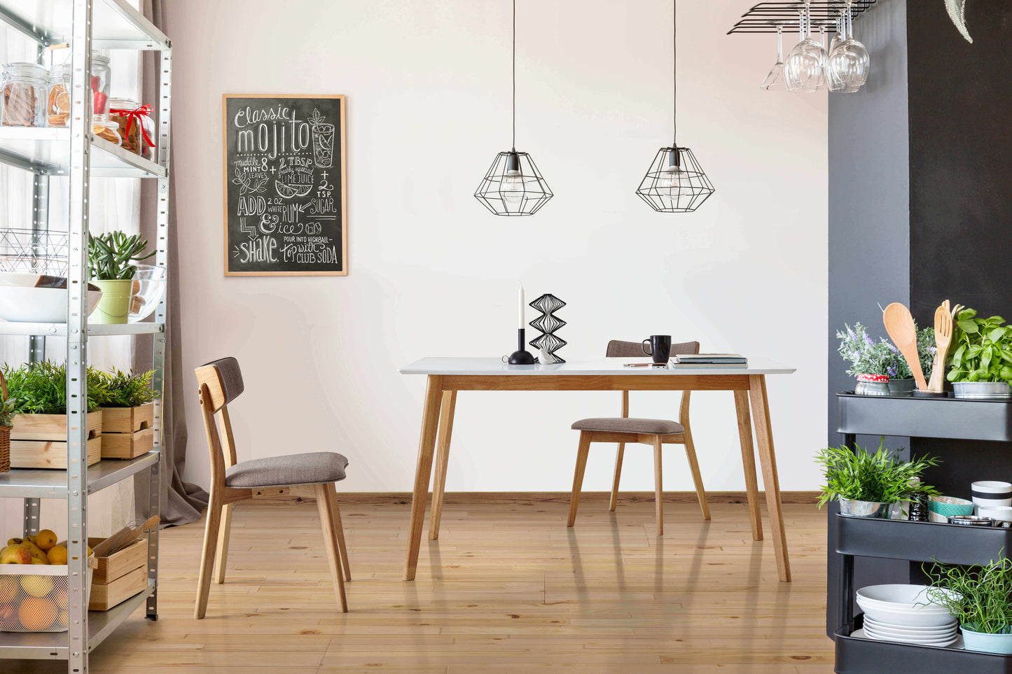 Marie dining table