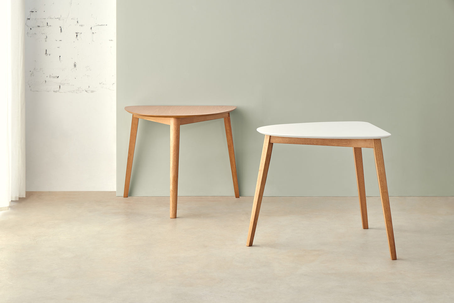 Morgan dining table