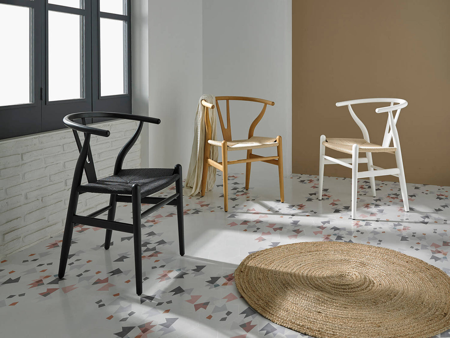 Ada dining chair