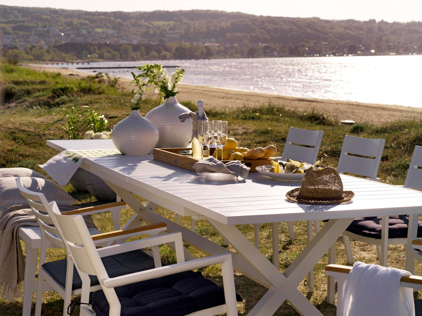 Hillmond Mesa de comedor 160/220x100 cm