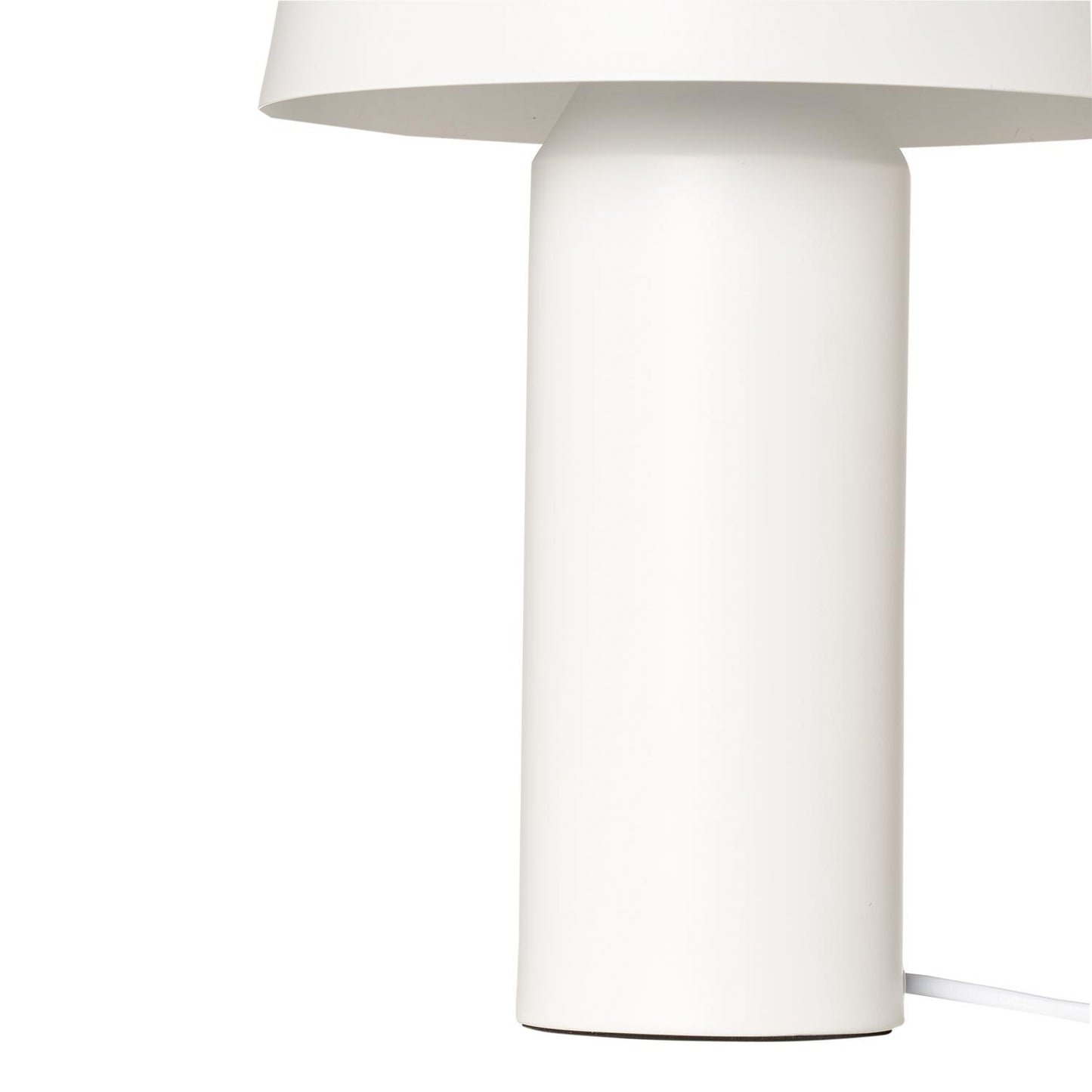 Ilar table lamp