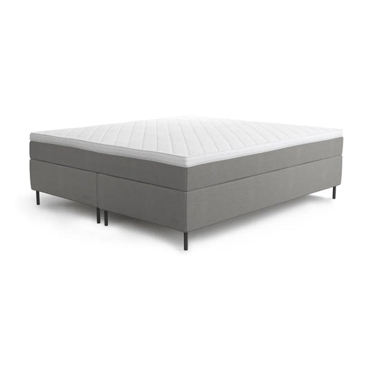Cama continental Diplomat