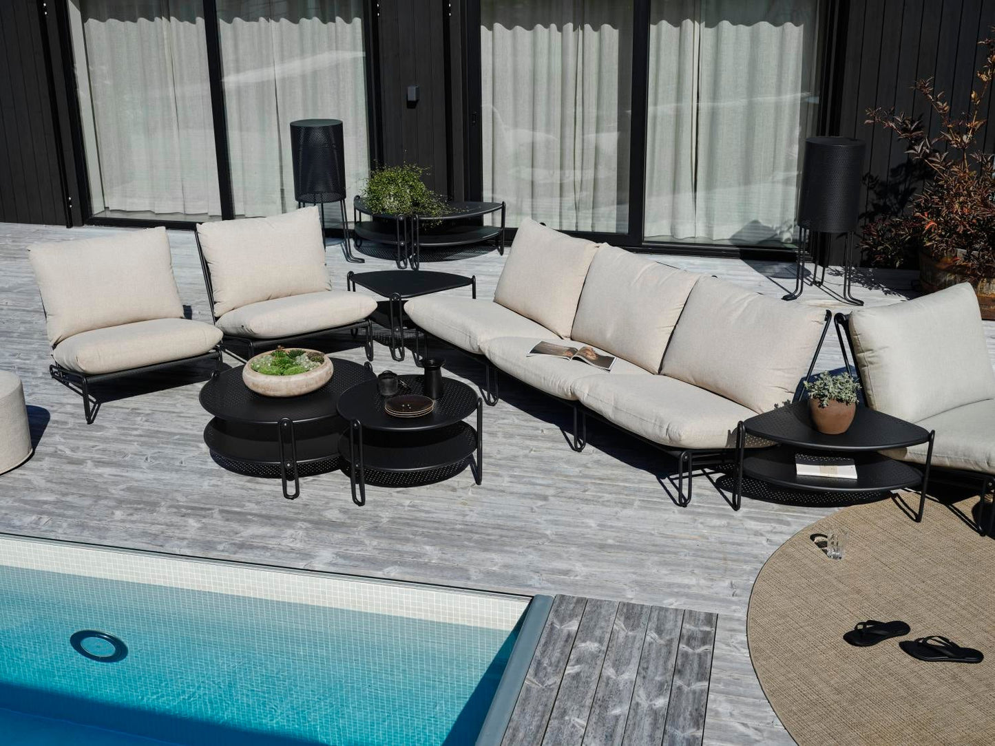 Blixt Loungefåtölj - Light Grey/Teddy Verde, Pearl White/Teddy Orange, Svart/Cley beige, Svart/Sky Grey, Svart/Teddy Ant - bild 26 [brafab-src:https://www.brafab.se/storage/4A45602B6130ED2F7AAFD6F95FB793A9B5E493C6006F10FCAC18AC371356541F/4c033cd8f6a2445cbbba349751eb1ad6/png/media/325dca61f22240f8b88d6796686a165b/84047%2084047.png]