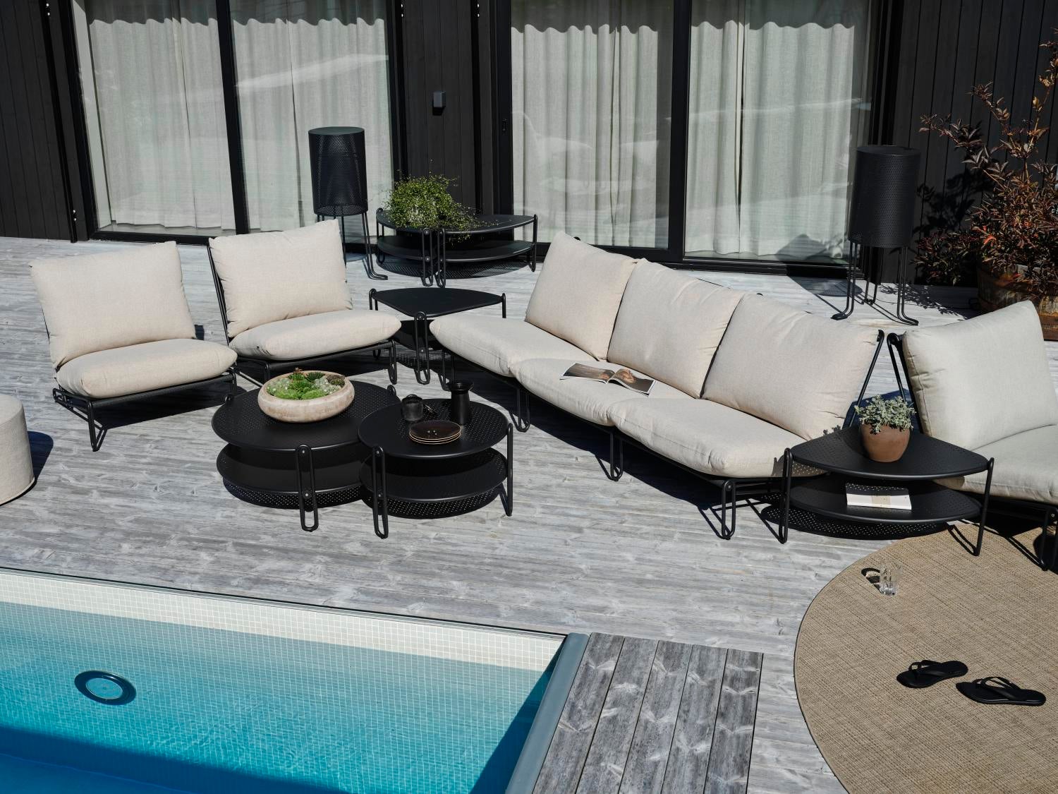 Blixt Loungefåtölj - Light Grey/Teddy Verde, Pearl White/Teddy Orange, Svart/Cley beige, Svart/Sky Grey, Svart/Teddy Ant - bild 26 [brafab-src:https://www.brafab.se/storage/4A45602B6130ED2F7AAFD6F95FB793A9B5E493C6006F10FCAC18AC371356541F/4c033cd8f6a2445cbbba349751eb1ad6/png/media/325dca61f22240f8b88d6796686a165b/84047%2084047.png]