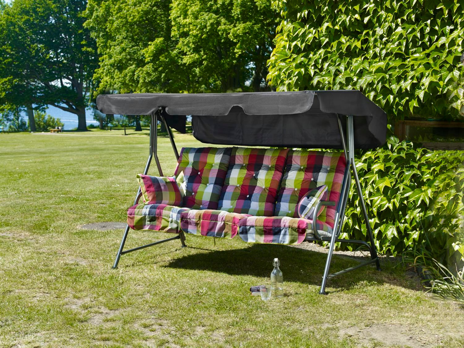 Basel Hammock - bild 5 [brafab-src:https://www.brafab.se/storage/FC69A61B42F556757F9CA7185A30E828CDDCE6B527020CF67314610097524810/c2ce0b0519c246d792e916e07ba94dfb/png/media/246bd52ed11e4bbaade7c47039a71b01/8876%208876.png]