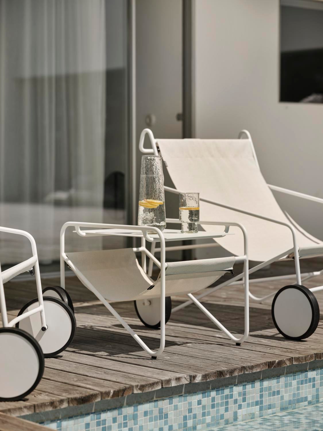 Poul Table Sidobord - Dusty green/Off-white, Lemon/Off-white, Vit/Off-white - bild 4 [brafab-src:https://www.brafab.se/storage/C41F72DFA696BD1F56D428C70401557B9786E62A9D97AEA4B8E055742D40517B/749b89dd0d4d46e99b753f742cd07a42/png/media/4ab26cedaf42439b97a08c88c18a0bac/91119%2091119.png]