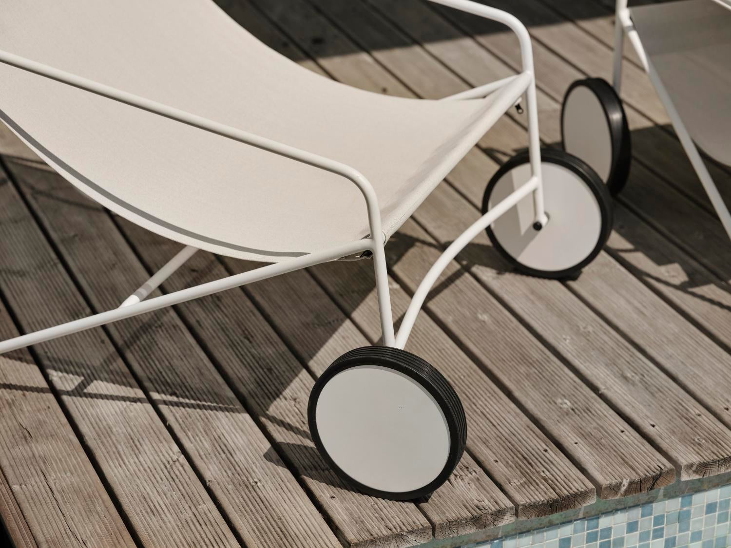 Poul Table Sidobord - Dusty green/Off-white, Lemon/Off-white, Vit/Off-white - bild 7 [brafab-src:https://www.brafab.se/storage/58FA08CEFEAF331495574C2C1D5A428C8675D2C4E10FE0643F5B20E0B37FDE27/de952e831f774ee1bca31921757bbf8f/png/media/47788509e9774633a9f053b7f4a99e45/91122%2091122.png]