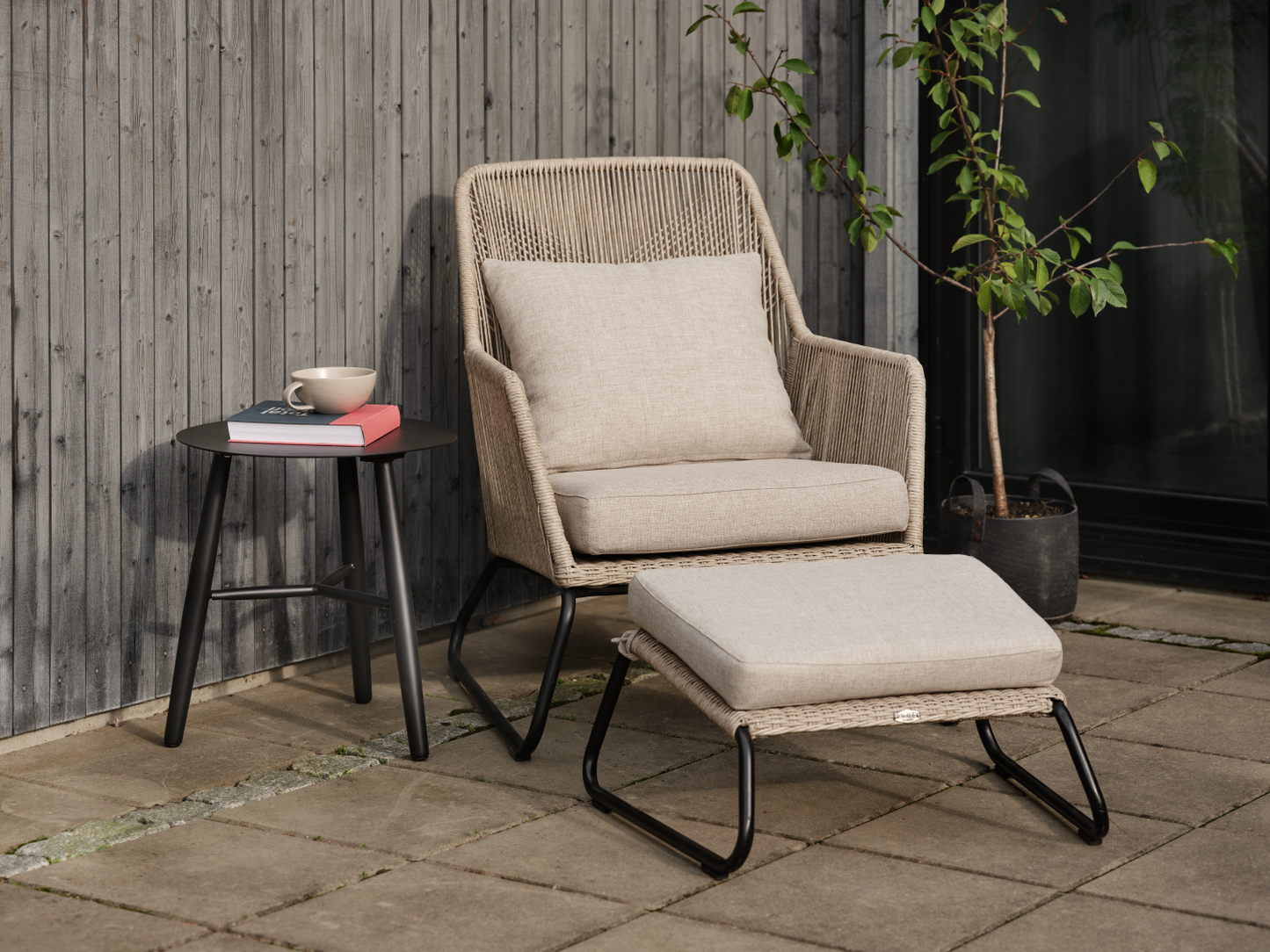 Midway Fåtölj - Beige/sand, Natur/svart - bild 4 [brafab-src:https://www.brafab.se/storage/67A6185FA7E107C7A4ACBC12E2482F7D3A10F0A2052BE2C6B7DD5D4E3AAE93F1/37ac057a6cbf451991437b8fcef8cc17/png/media/80c31b98805549a98f60cfb003f264fb/91819%2091819.png]
