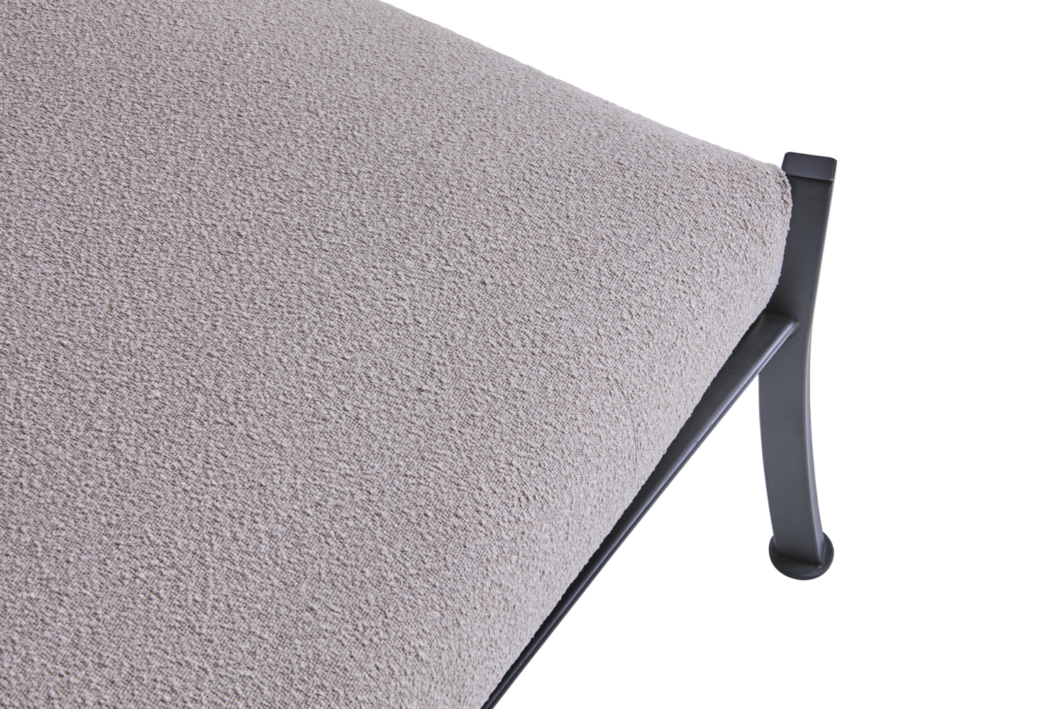 Delux Ottoman - bild 2 [brafab-src:https://www.brafab.se/storage/848AFBFA8EFBA25F5AF7EEDA9F8263E6390C5700E34C1911B529EA66ED56B823/7be85d009049417f8ee3b22f228127f9/png/media/82e98c8b449b4d7a91ff3ab045e81515/93696%2093696.png]