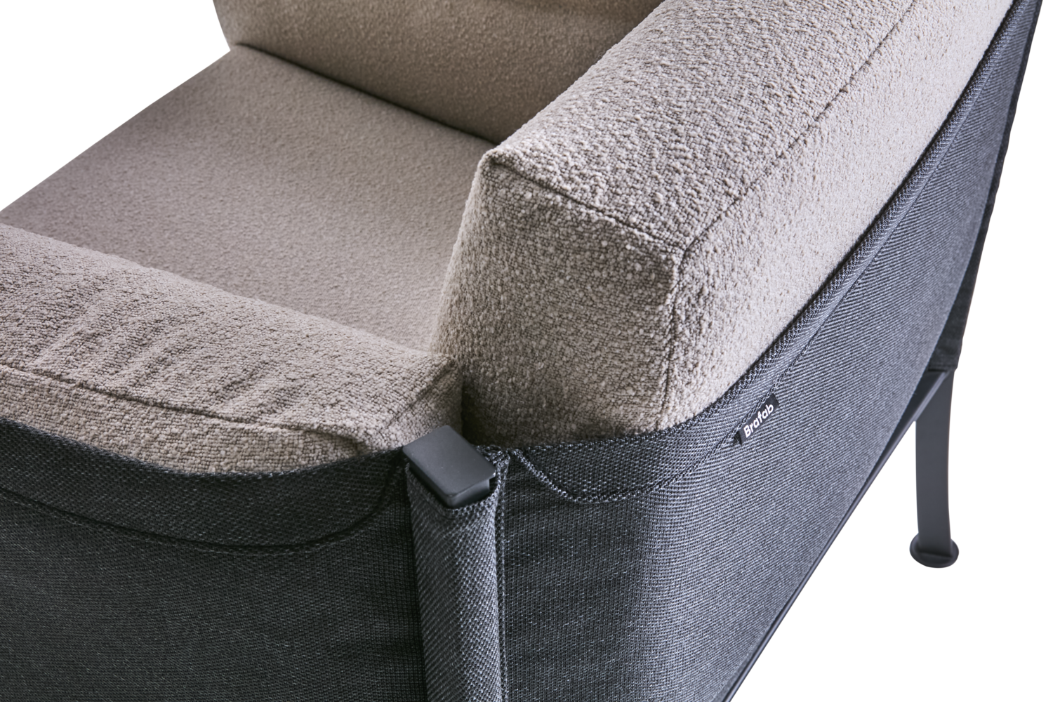 Delux Fåtölj - bild 2 [brafab-src:https://www.brafab.se/storage/8249B23A3300C38A32B6DF04873DC570E4A880C5772FF3A0494819D21D8AA398/4fb3b097569c46b39532f26704532635/png/media/f34f6afaa602448ba74b4b67e0c2b56a/93704%2093704.png]