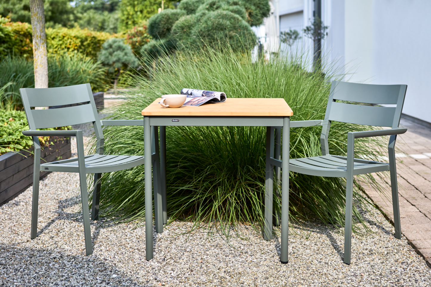 Nox Cafébord - Antracit/Bambu, Nordic Green/Bambu, Zin Red/Bambu - bild 7 [brafab-src:https://www.brafab.se/storage/86FDFF9E735F5860FB4B2E6ADBCD9476827053A156B22175244D36906B583DFA/5ed19dd4100243459cb3f0bf101b69a5/png/media/6f3a9e3175da4fb79b9c9cc5767e1291/94102%2094102.png]