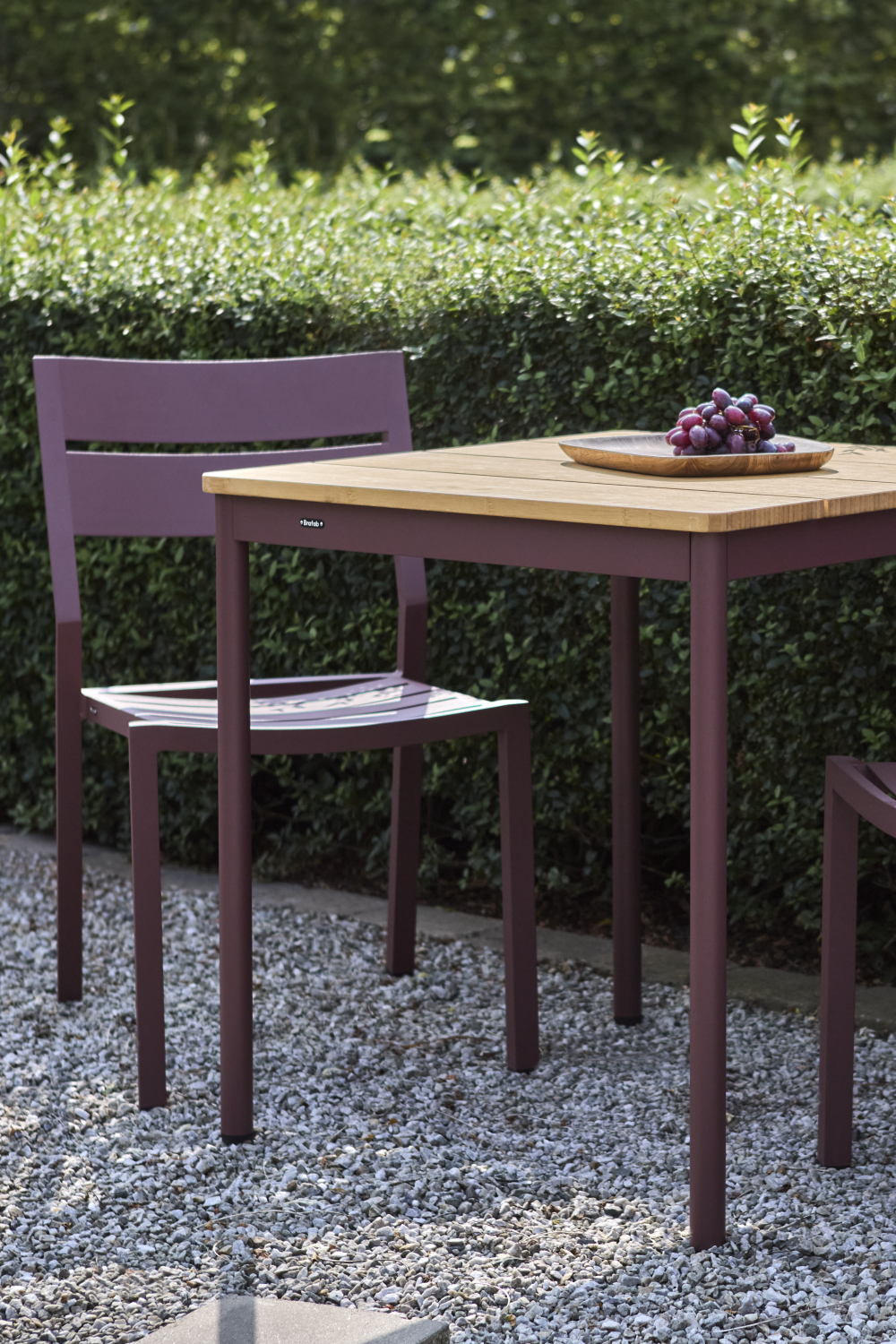 Nox Cafébord - Antracit/Bambu, Nordic Green/Bambu, Zin Red/Bambu - bild 11 [brafab-src:https://www.brafab.se/storage/79716F0D15E297D3F664494ED84D6AE2DABACDC0D9B8269836B83961DEED0BBE/1f5973c85b434f0b8fc9cfc392d6207b/png/media/f45396d382034933ad54b550fd9abaf7/94104%2094104.png]