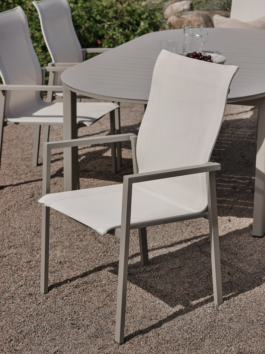 Comfy Karmstol - Khaki/Off-white, Light Grey/Off-White, Svart/svart - bild 4 [brafab-src:https://www.brafab.se/storage/85AA756411692F7D944EA251C660C6261607498A2D56E39C1057507A41C62BA4/cd366f260ad2475290314bcfe6f790de/png/media/2a5a407b59f949869bd8af65aa60de1a/94160%2094160.png]