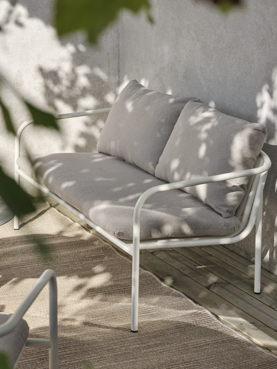 Bendt 2-sitssoffa - Indigo Blue/Teddy Beige, Peach/Teddy Beige, Pearl White/Teddy Beige, Pearl White/Teddy Orange, Svart/Teddy Ant - bild 16 [brafab-src:https://www.brafab.se/storage/FCA23CEFE97EB4817841890FF708462CD41558BF283AA7C8EFF8BC1EE3636497/2758f03fe76f4b81a60040763b19f6be/png/media/e5b8c1c3a7ec4ea09522f66be5547385/94176%2094176.png]