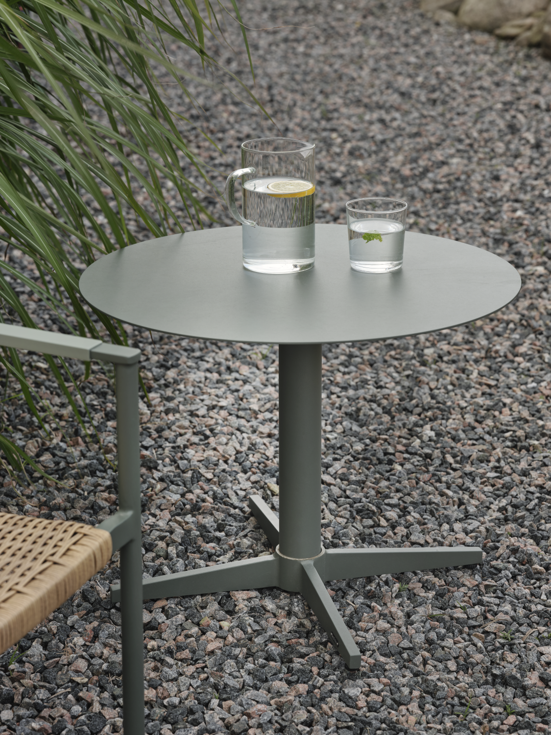 Mill Soffbord - Antracit, Khaki, Light Grey, Nordic Green, Peach, Pearl white - bild 19 [brafab-src:https://www.brafab.se/storage/D147366FDCE2990CD7148F0DD97C1DC0A860643591F15158CE5C5FB402A5DB52/a7e1f9e360444546997b809e9d1abe48/png/media/109866fa3fc942ef8229bc814b5ca313/94187%2094187.png]