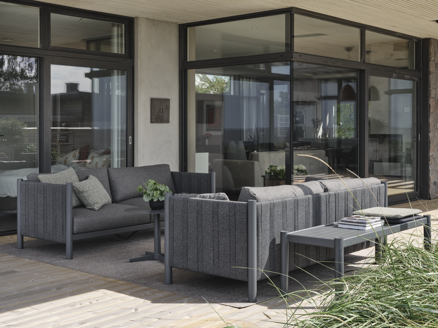 Brad 2,5-sits Soffa - Antracit/Charcoal Grey, Nordic Green/Charcoal Grey - bild 15 [brafab-src:https://www.brafab.se/storage/419BA71ABCFC6A6E049BB8CAF7F563D43581CD648502D658046BF9661BFD4DA9/92af60e2c25b42adaa88f5ac39e2fc9c/png/media/16c1cccdab3f43ebb2030fe2419886be/94198%2094198.png]