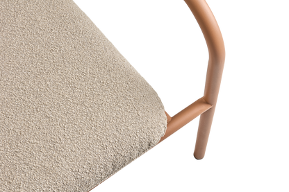 Bendt 2-sitssoffa - Indigo Blue/Teddy Beige, Peach/Teddy Beige, Pearl White/Teddy Beige, Pearl White/Teddy Orange, Svart/Teddy Ant - bild 11 [brafab-src:https://www.brafab.se/storage/D1DAFAD5E1AD5A3EB86D13D2508C6A2043433585AE32351ED3EF235075DF5EA1/d4496fbd2f184bda9ee6d102d7e764c2/png/media/36539ea03ad54277be463c76d60a8653/94230%2094230.png]