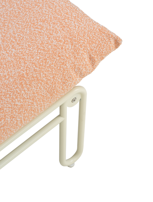 Blixt Loungefåtölj - Light Grey/Teddy Verde, Pearl White/Teddy Orange, Svart/Cley beige, Svart/Sky Grey, Svart/Teddy Ant - bild 6 [brafab-src:https://www.brafab.se/storage/9456785FBAB46F65C826D226FC988298174AB24E23334FBC88B8CF02973C212E/dd262f047ced4f2b916bb60d8beb4094/png/media/c3f9b22586a44d5ca41826e822a44fd1/Blixt%204191-58-784_4.png]