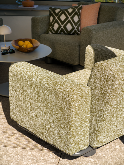 Peace Soffbord - Antracit, Light Grey, Nordic Green, Svart, Zin Red - bild 19 [brafab-src:https://www.brafab.se/storage/78ED9B444FC5520E25C4F27D6932B97E4FA84E15008BC0F0A28E4A6C54567FEC/ec963d41e1184a67b3a8b855d590fa30/png/media/21b703c0f5cd43fdbb6fa6050ead6af4/Bolster%20Teddy%20Verde%20Peace_2.png]