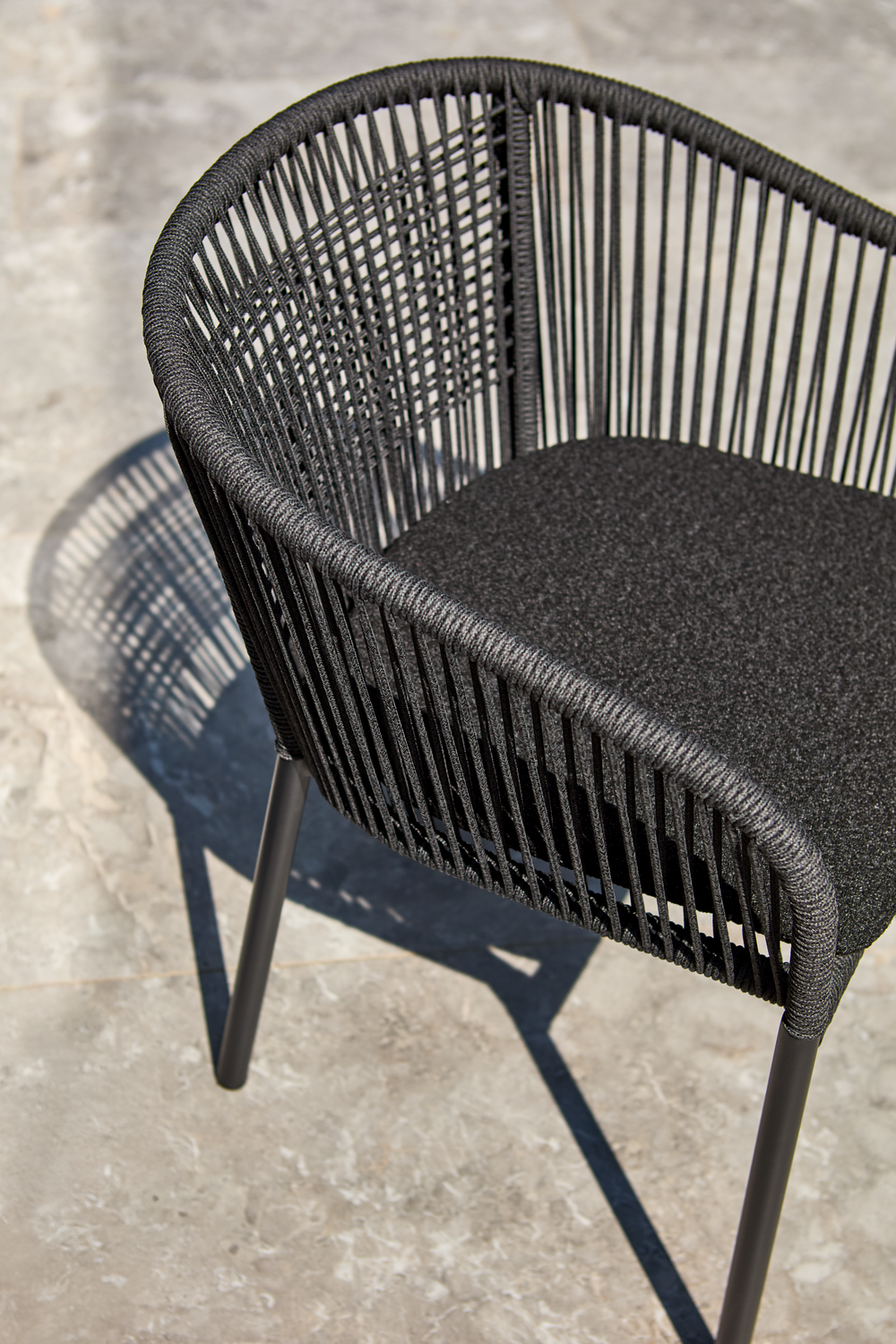 Delta Karmstol - Svart/Teddy Black - bild 5 [brafab-src:https://www.brafab.se/storage/E55B11A8069ABC29D49A3BD31AE103EF1A5215EE0D12CF24E7C5C271F710E725/67353705734a4c1492492780b3d2bdc1/png/media/66b8a4da576d4c24baadb55eb2e840e2/Delta%20Black.png]