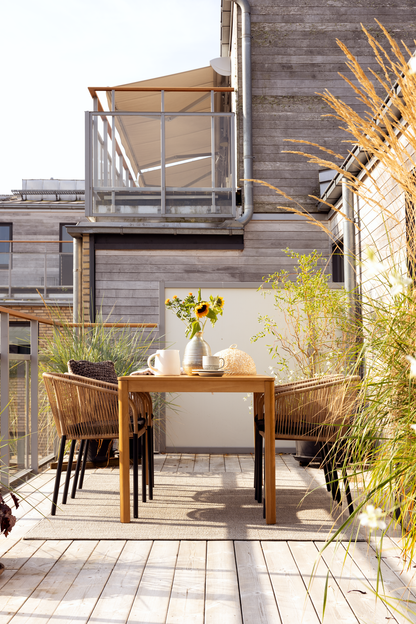 Delta Karmstol - Svart/Teddy Black - bild 7 [brafab-src:https://www.brafab.se/storage/EF0CFB8D55E57DEE221A9DC16CC035A5658C056B0DB253C2AF51083308E76F2C/3587e265743c4a66b35fe096854b5cab/png/media/2b77914828cf487b990615c5023ed04c/Joe%20Delta%20Balcony_1.png]