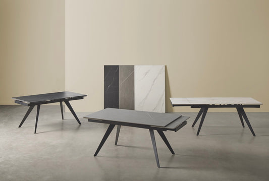 Kelly dining table