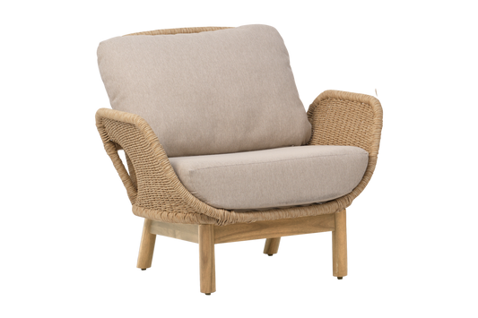 Lily Fåtölj - bild 1 [brafab-src:https://www.brafab.se/storage/B76601FCD9F2642273FDCAE456373B4A23E4AF6B3549BAF752D0C1F0948AE306/72da7afc1488406493d23fbb29c350e3/png/media/4744602702a148039360de775e7a2f65/Lily%203941-28-277.png]