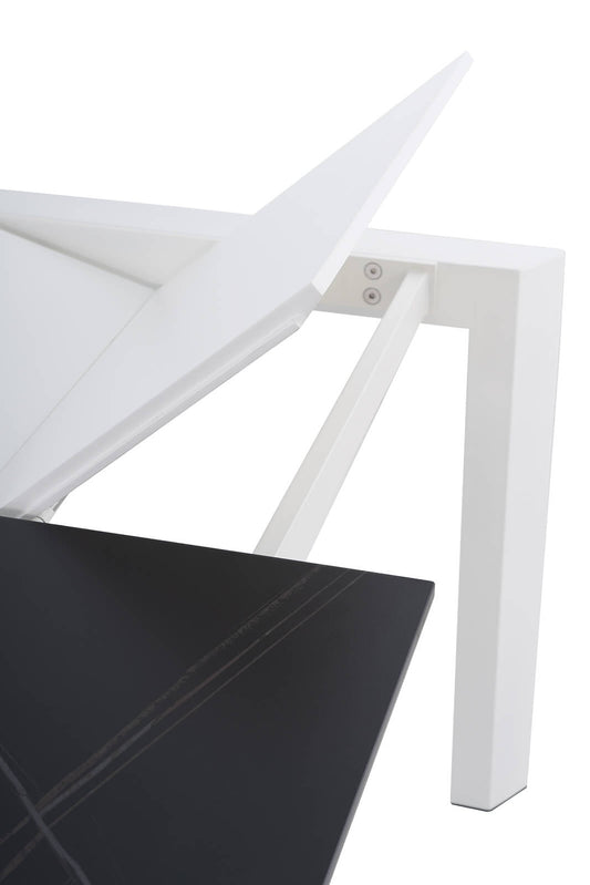 Lisa extendable dining table