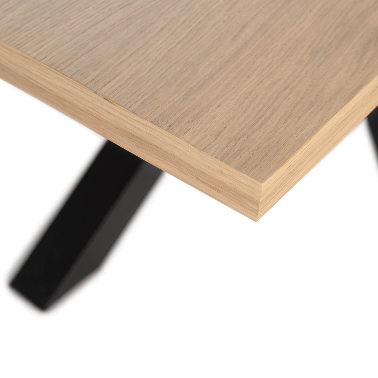 Casia dining table