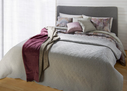 Lovis bedspread
