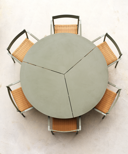 Peace Matbord - Antracit, Light Grey, Nordic Green - bild 2 [brafab-src:https://www.brafab.se/storage/0349DDE2A638D6080847C1A4648B9562483B30A43E9D57386610C6D82624BA1E/9fbe11ae88814631b336c370f798510d/png/media/e47ca829a1714b1193d494bc6ce43ed7/Peace%20DK_1.png]