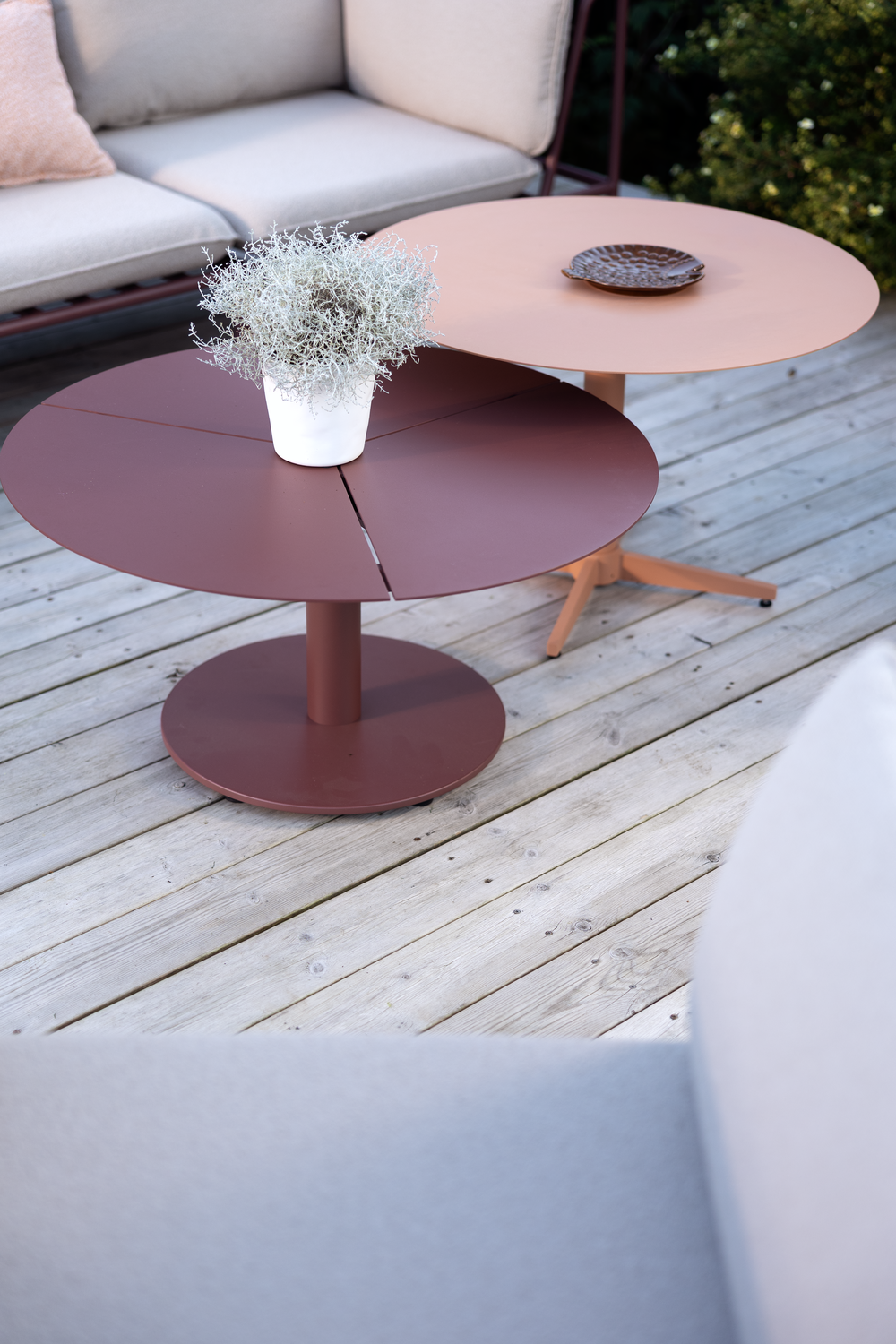 Mill Soffbord - Antracit, Khaki, Light Grey, Nordic Green, Peach, Pearl white - bild 25 [brafab-src:https://www.brafab.se/storage/D11A6778BB5BF8070BEDEE588C7DC04167D15AE011C20D8600183DEA48E6A64A/90242da1058242368a37ca15bef2ed81/png/media/1909af04fee643e9b2210c6c0b385c81/Peace%20Mill.png]