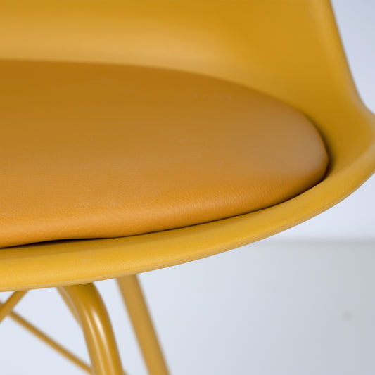 Kendra dining chair