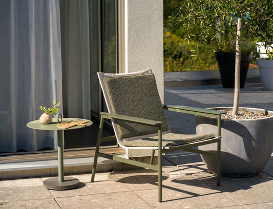 Soro Loungefåtölj - Antracit/Teddy Black, Khaki/Teddy Beige, Nordic Green/Teddy Verde, Svart/Teddy Ant - bild 10 [brafab-src:https://www.brafab.se/storage/636F2E52F0286058E4413A3E5FC7A00FF82F915D35D1CAA28026A70CE0AE703E/5354a94958bc4584a716a199df1749c6/png/media/a39d9132889a42c6b059c51358252925/Soro%20Nordic%20Green%20Teddy%20Verde%20Niobe_1.png]