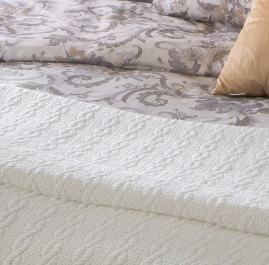 Moa bedspread