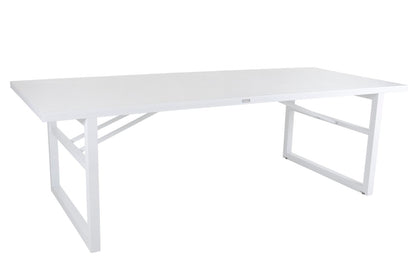 Vevi Dining table