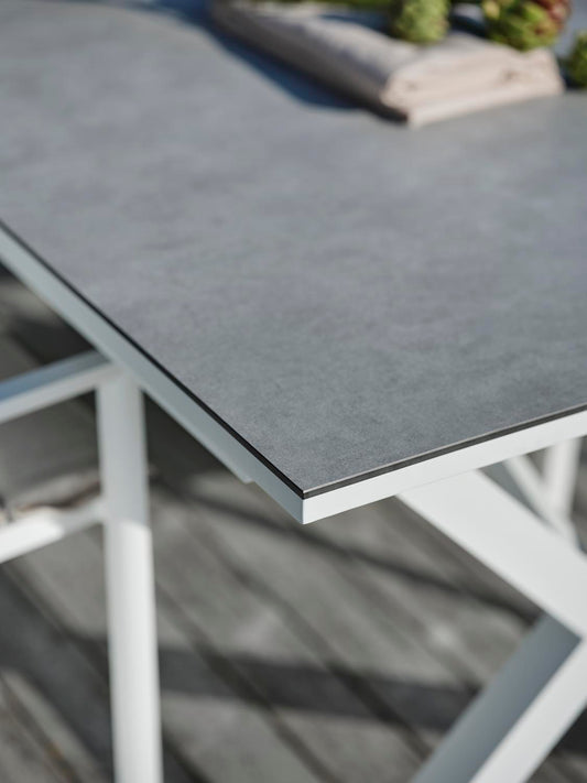 Hillmond Dining table HPL 166/226x100